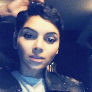 Meet your Posher, Jessenia